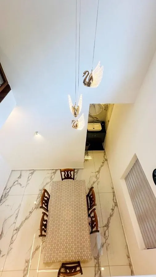 Elegant Riverview Villa Kochi 0*,